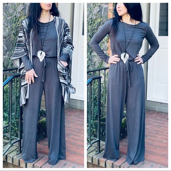 WIDE LEG POCKETS JUMPSUIT - Size Medium - Picture 1 of 7